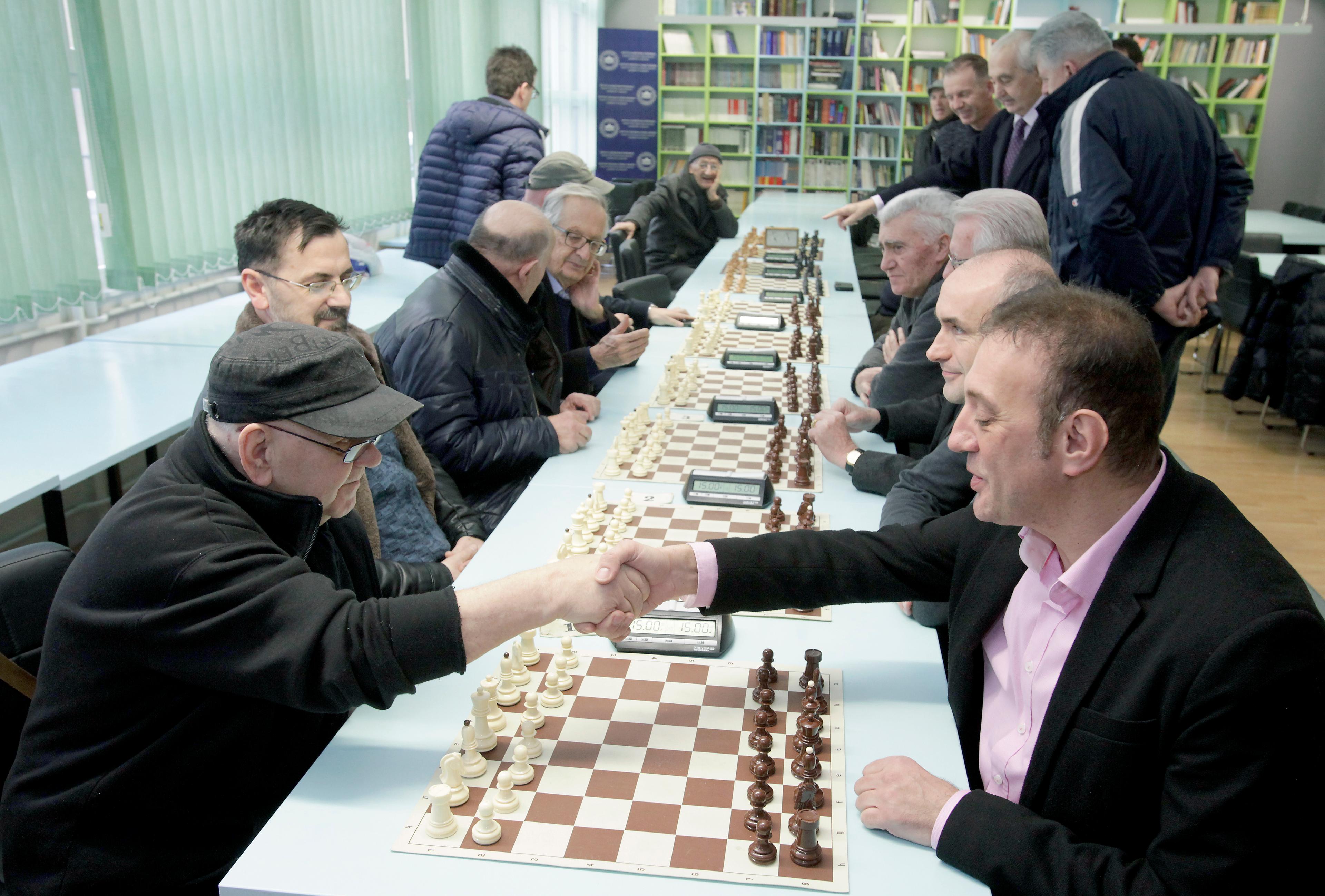 Počeo Memorijalni šahovski turnir "Dr. Nijaz Duraković"