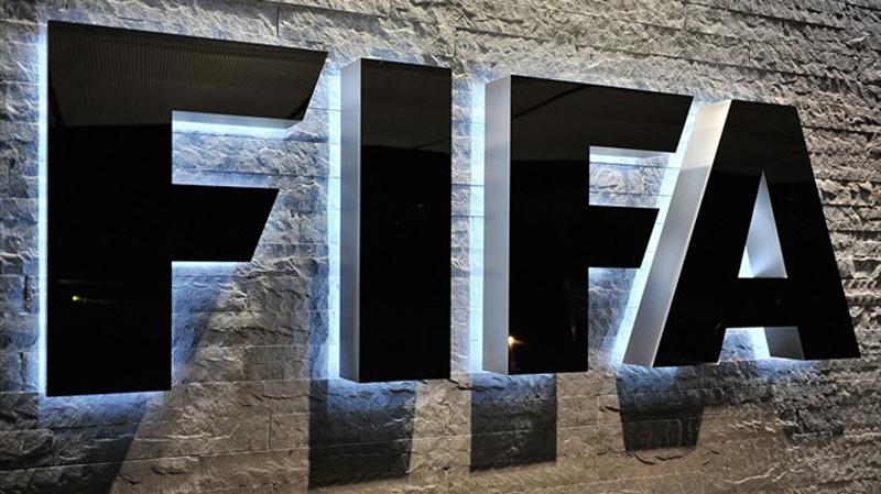 FIFA traži da Blater i Platini vrate novac