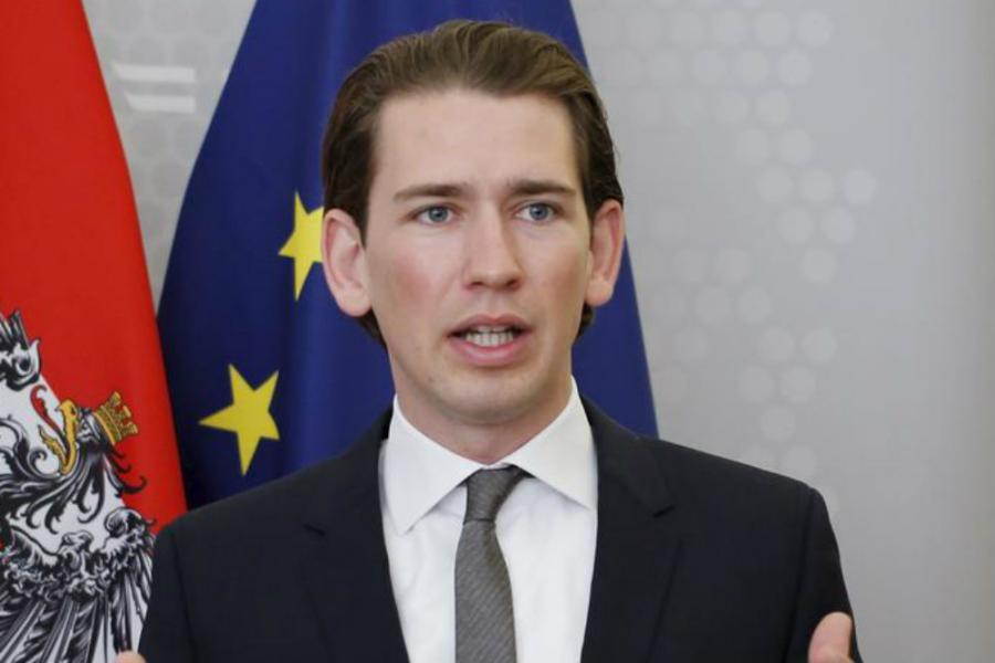 Kurz: Austrians to face further 'massive restrictions' after lockdown