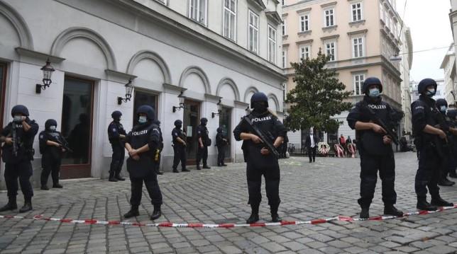 Two more arrests in Austria over Vienna attack