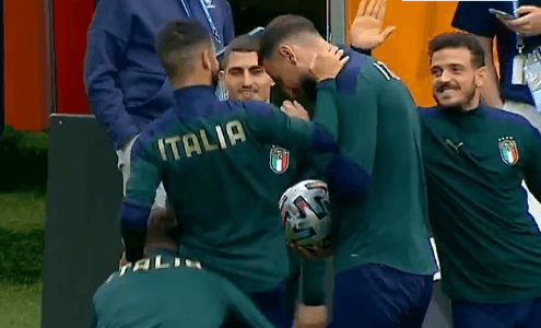 Odlična atmosfera u italijanskom timu uoči meča: Ponovo u centru pažnje Insinjeova visina