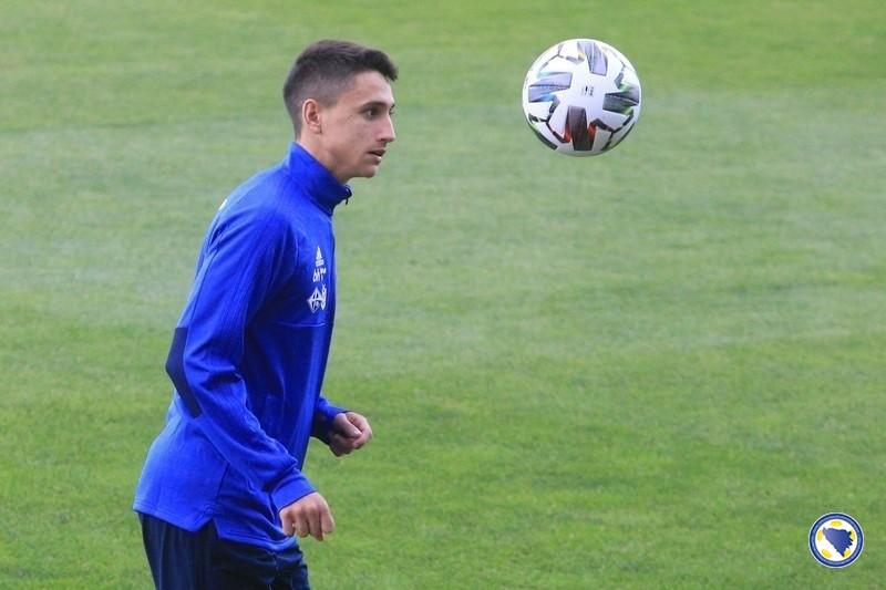 Luka Menalo starter i strijelac za Dinamo