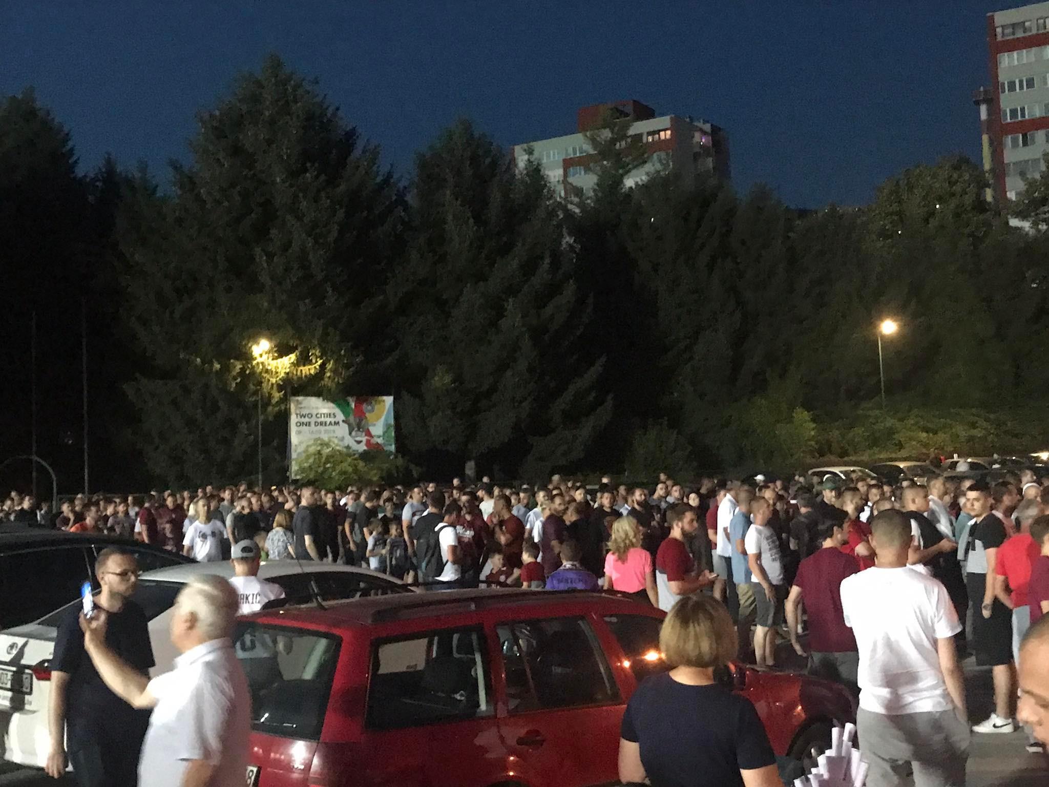 Navijači bordo kluba pohrlili na stadion: Dudić vratio stari sjaj Sarajevu i Koševu