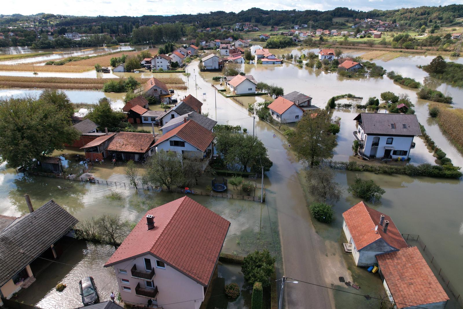 Poplave u Hrvatskoj: Pogledajte fotografije iz zraka