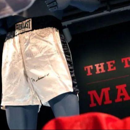Prodaje se šorc Muhameda Alija koji je nosio u "Trileru u Manili": Cijena obara rekorde