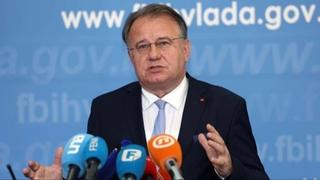 Premijer Nikšić putuje u Njemačku da bodri rukometne "Zmajeve"