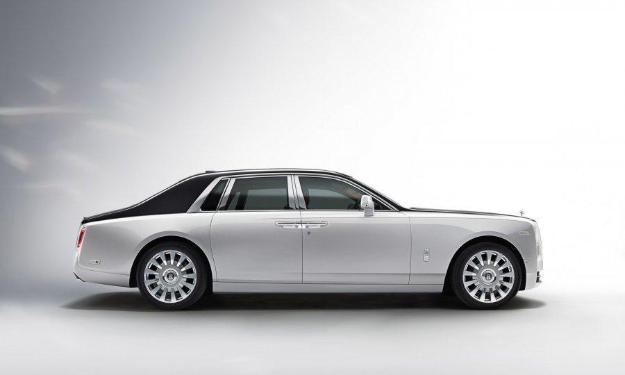 Rolls-Royce ne zanimaju hibridni i samoupravljivi automobili