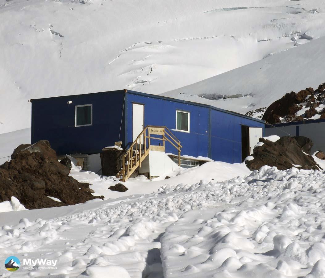 Skijaš poginuo u Švicarskoj nakon pada niz greben