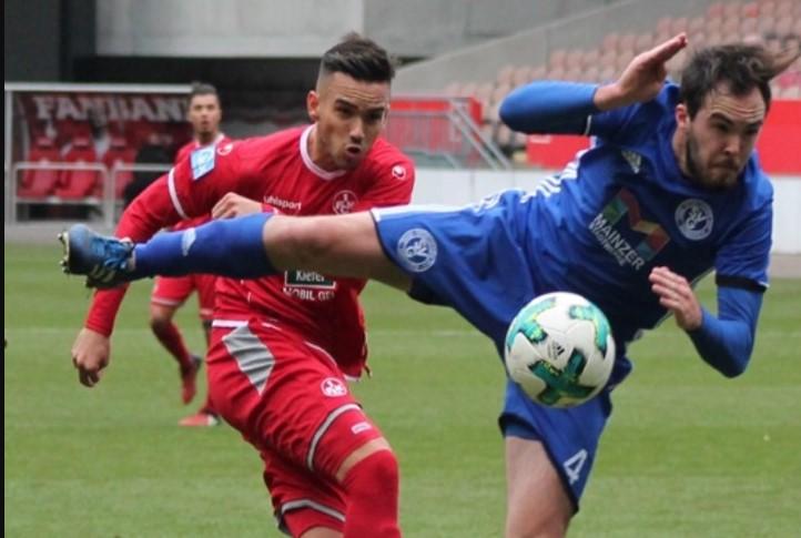 Kenan Muslimović debitirao s tri gola za Regenzburg: "Zmaj" o kojem će se tek čuti