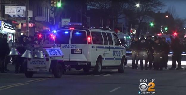 Njujork: Policija u nenaoružanog crnca ispalila deset metaka