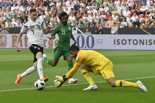 Uprkos teškoj borbi, Saudijska Arabija poražena, Njemačka uz pomoć sudaca do prve pobjede u šest utakmica
