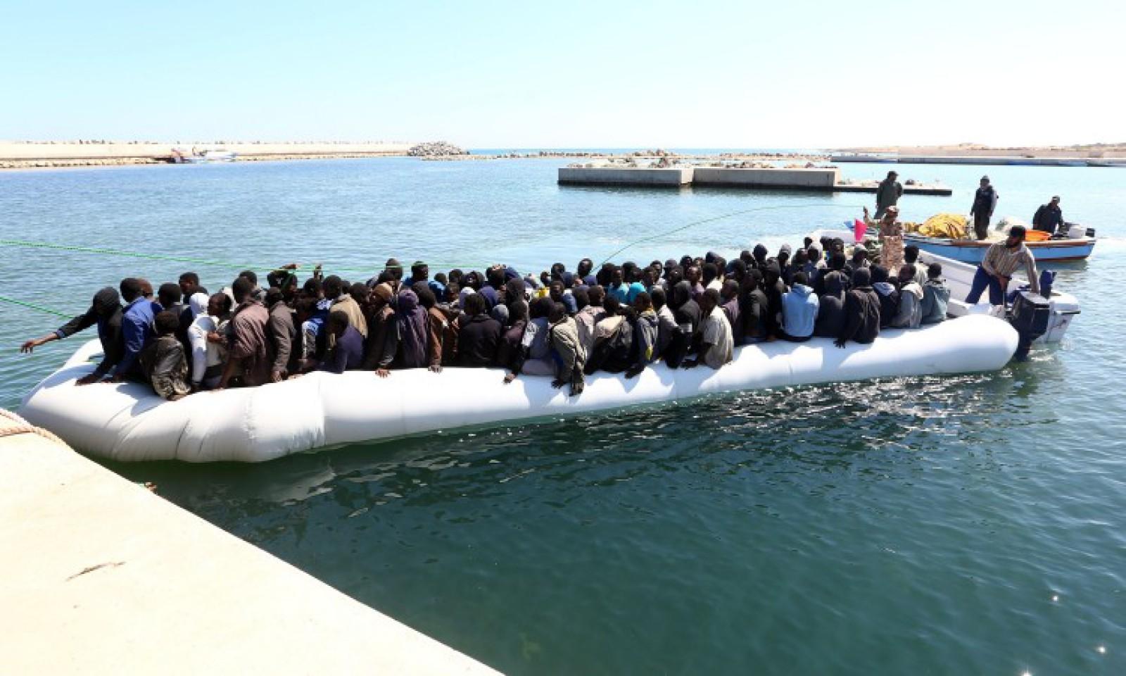 U Italiju će se iskrcati 523 migranta
