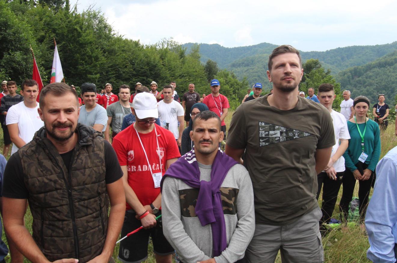 Poznati sportisti Teletović i UFC borac Bektić na "Maršu mira"