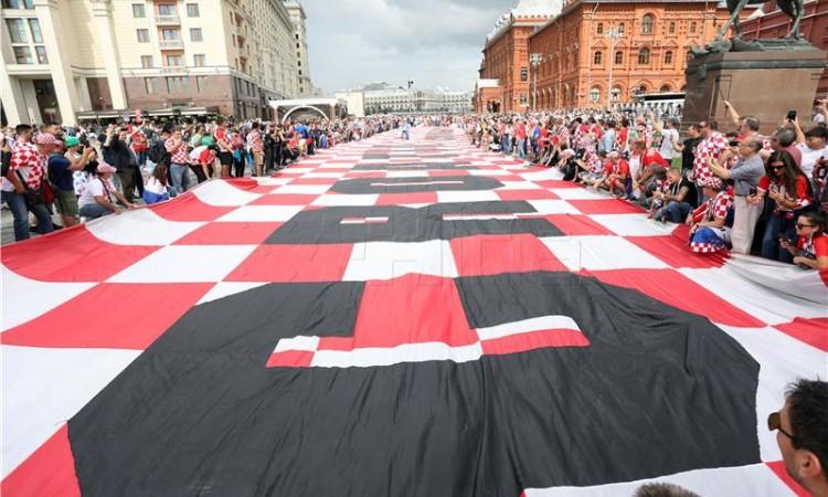 Moskva: Crveni trg preplavili hrvatski navijači