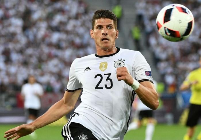 Još jedan Nijemac napustio reprezentaciju: Gomez krenuo Ozilovim koracima