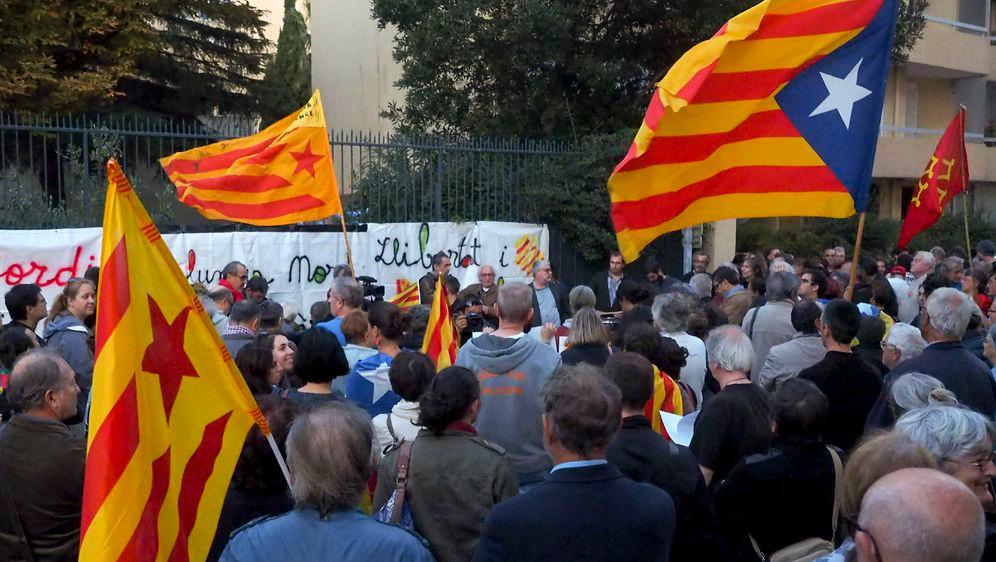 Katalonski separatisti postavili transparent protiv španskog kralja Felipea VI
