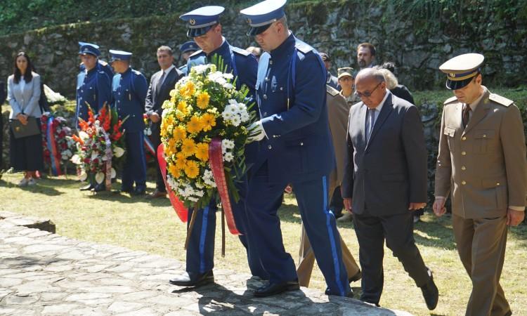 Obilježena 23. godišnjica pogibije američkih diplomata i francuskog vojnika