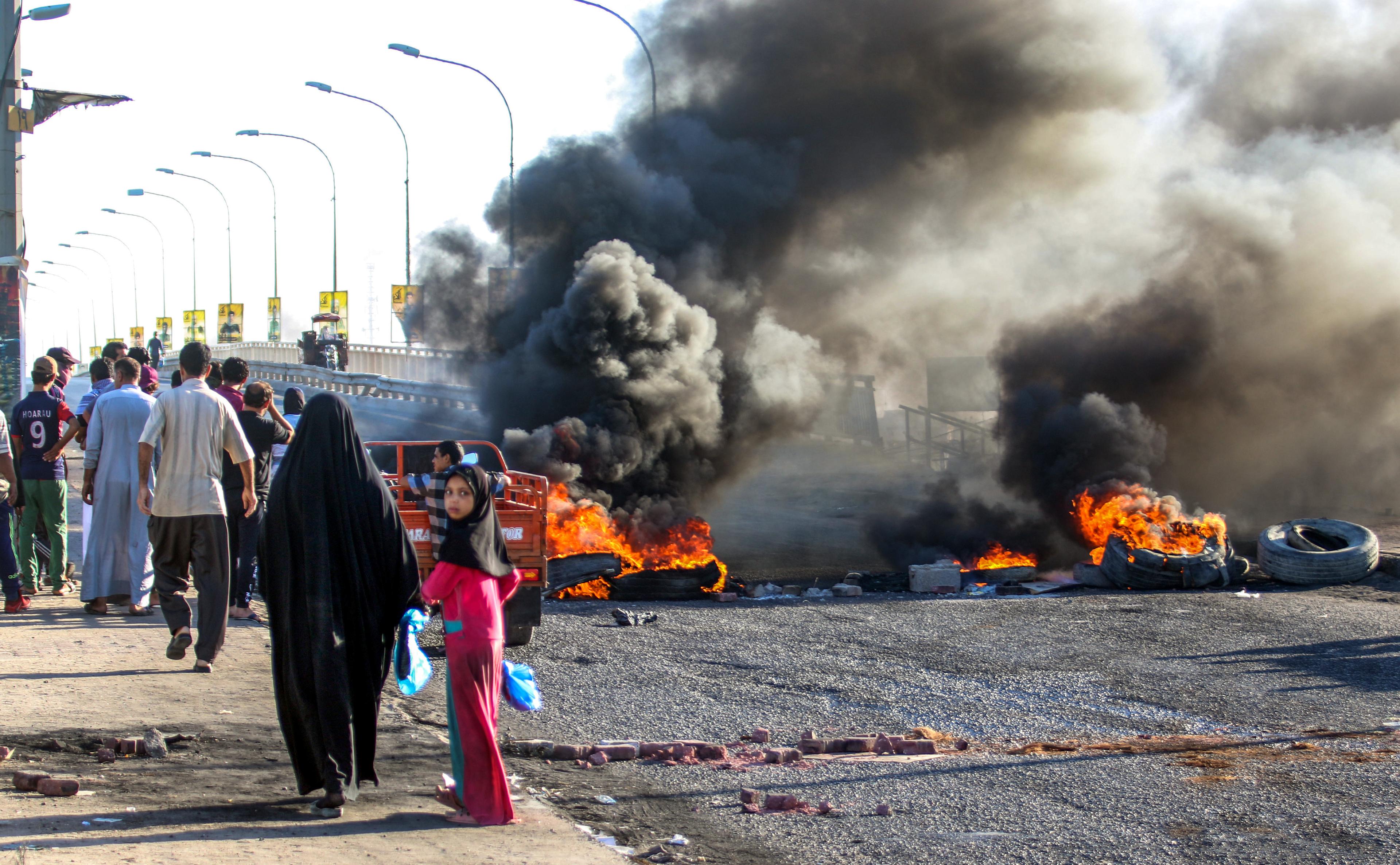 Iračka policija suzavcem rastjeruje demonstrante s ulaza u veliko naftno polje