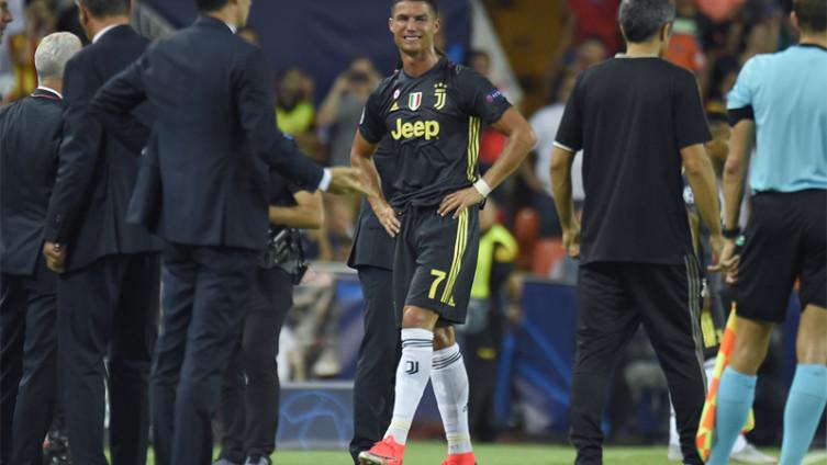 Kristijano Ronaldo: Nakon crvenog kartona, teren napustio u suzama - Avaz