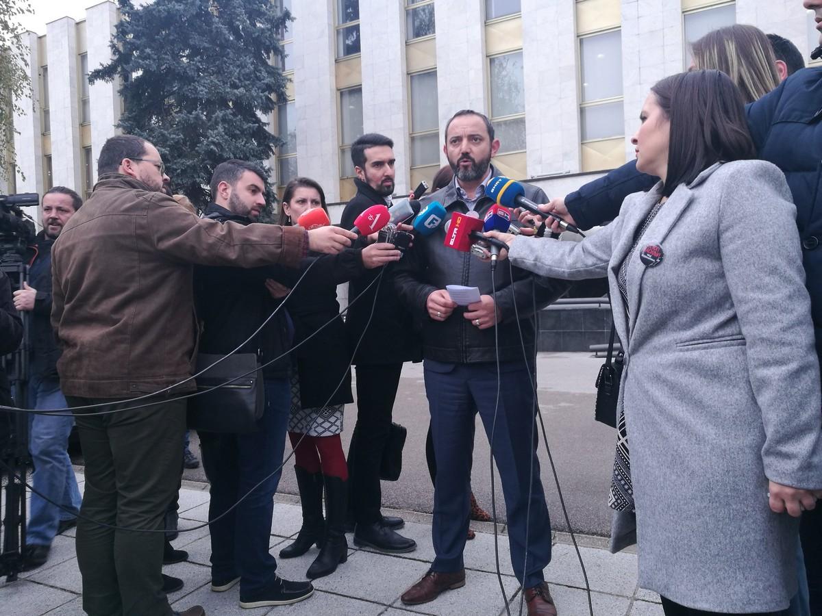 Igor Radojičić odbio uzeti i staviti bedž “Stop nasilju nad novinarima”