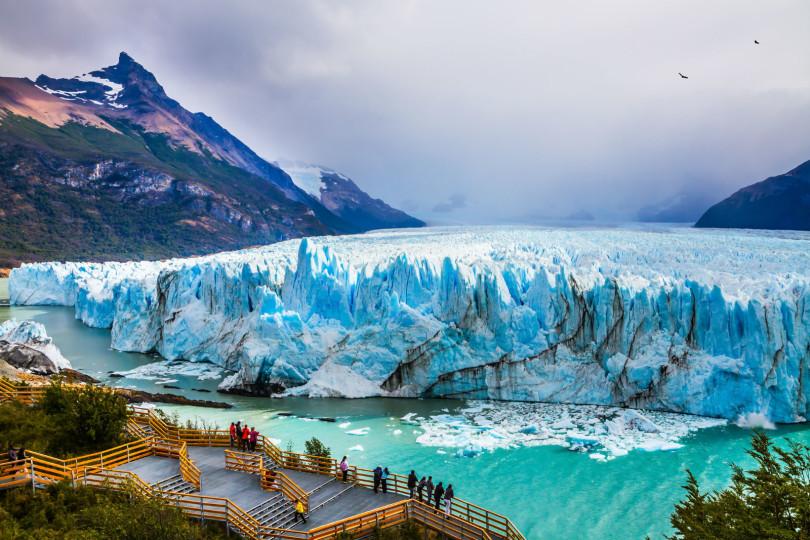 Golemi blokovi plavo-bijelog leda nestaju u jezeru Argentino - Avaz