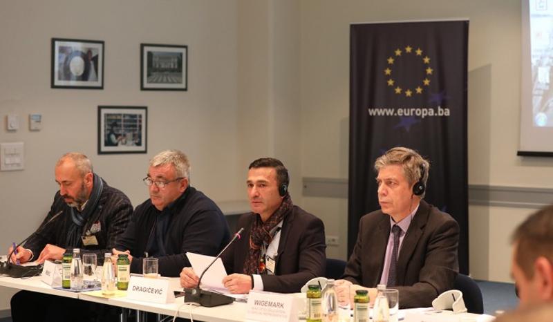 Susret šefa Delegacije EU i ambasadora s Murizom Memićem i Davorom Dragičevićem