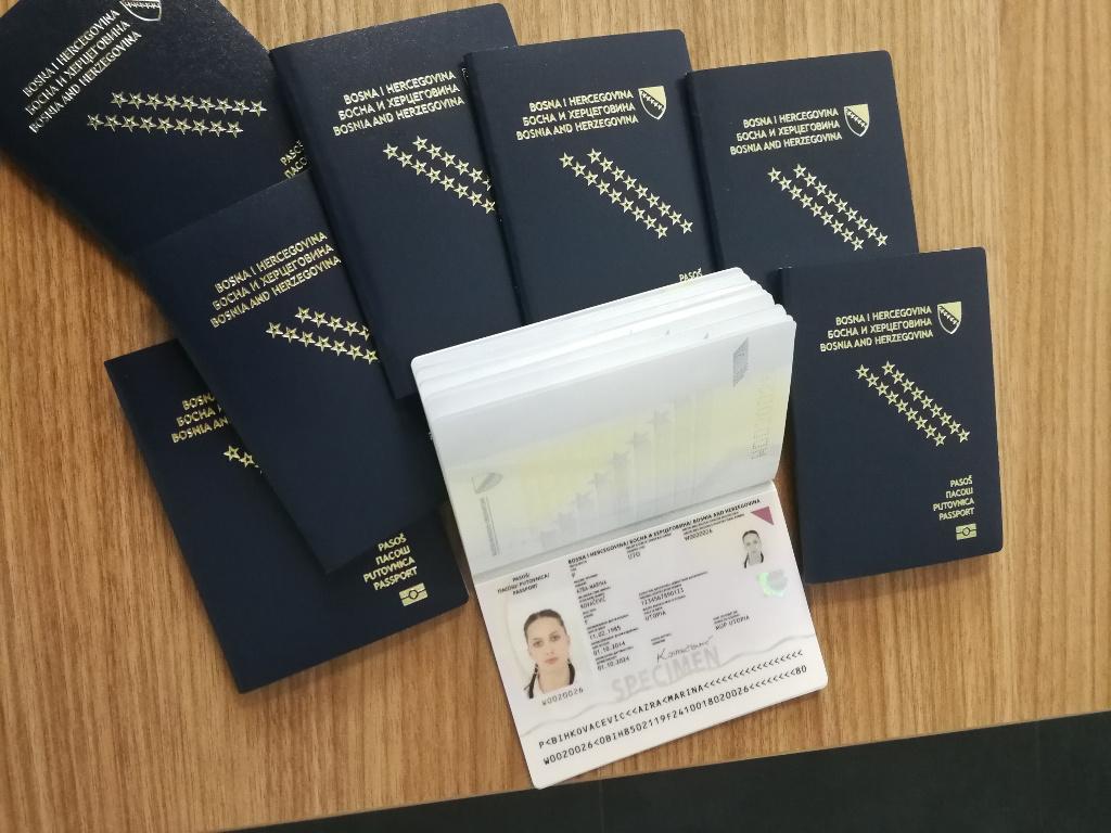 Od početka godine bh. pasoša se odreklo 4.099 građana