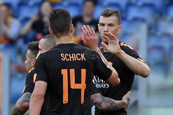 Šik i Džeko: Ove sezone postigli po dva gola u dresu Rome - Avaz