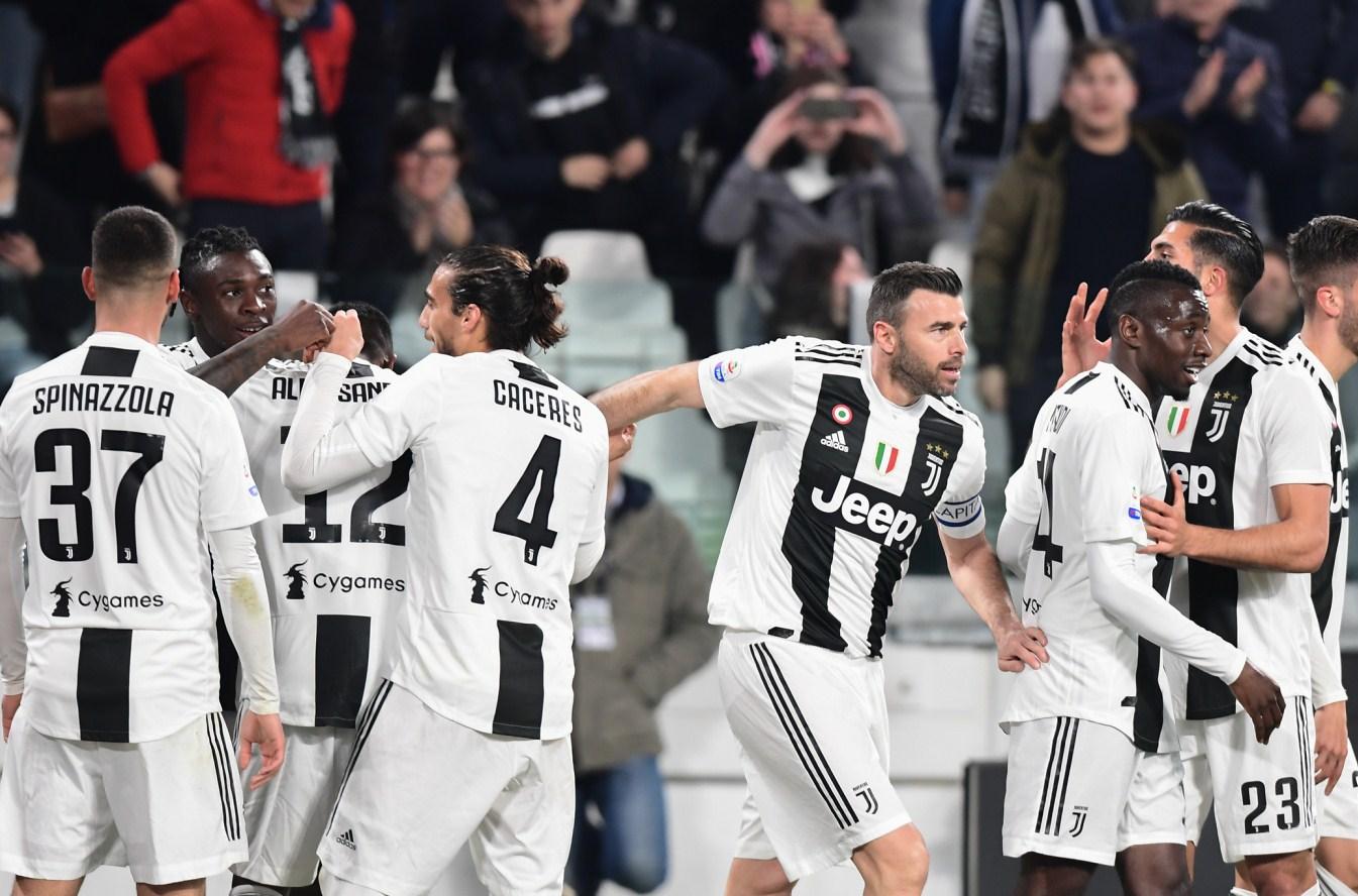 Slavlje igrača Juventusa nakon pobjede - Avaz