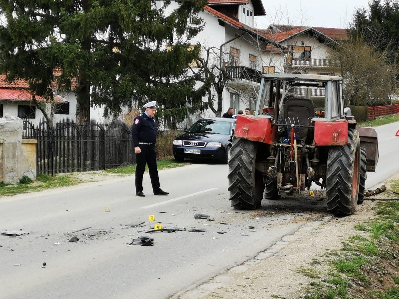 U sudaru Dacije i traktora kod Prijedora jedna osoba poginula