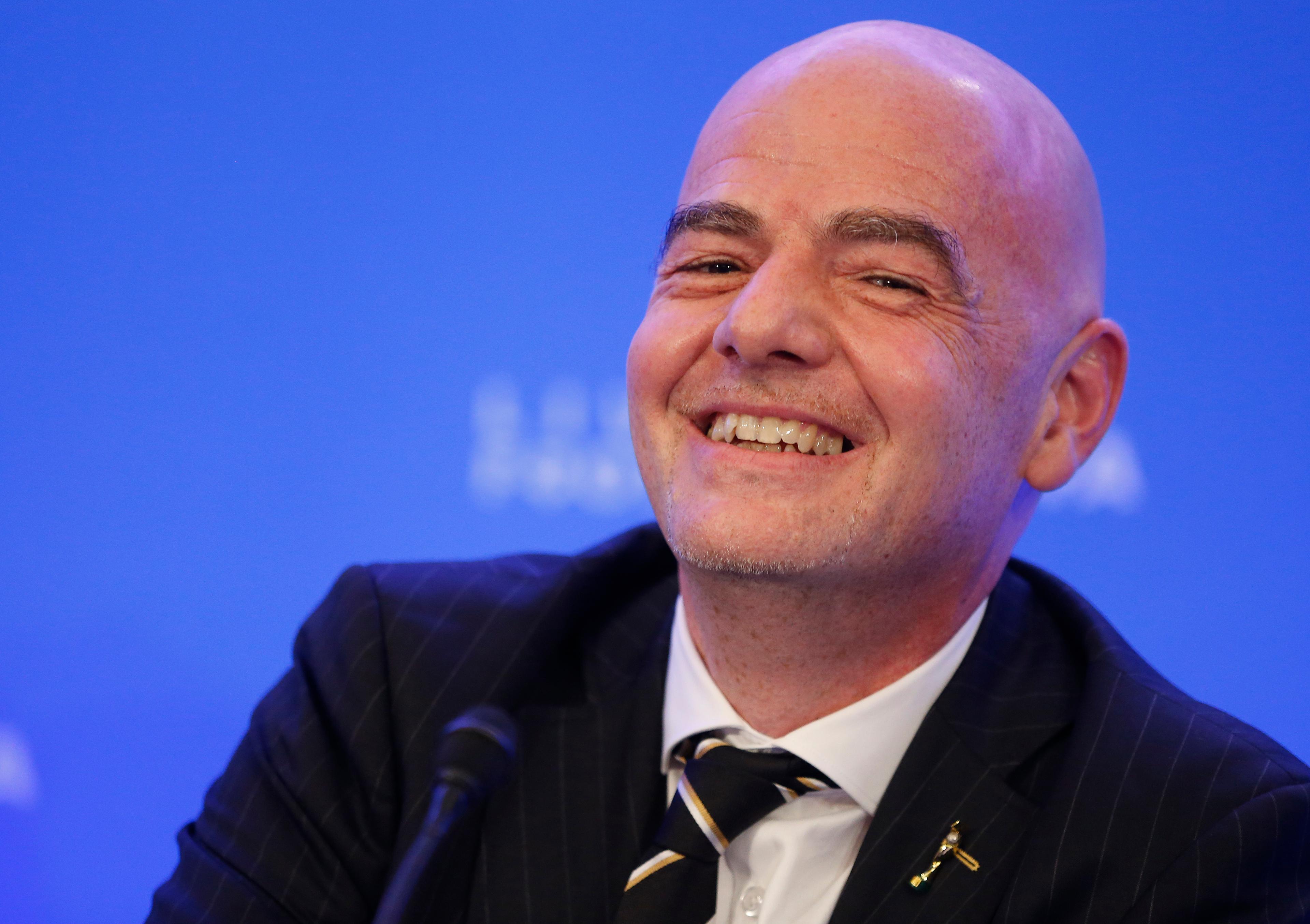 FIFA od 2021. godine organizira Svjetsko klupsko prvenstvo s 24 predstavnika