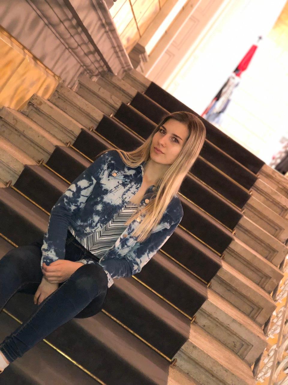Naida Zahiragić: Ritmičku gimnastiku trenira od svoje sedme godine - Avaz