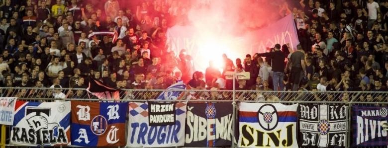 Split: Protuzakonito unijeli pirotehnička sredstava na stadion - Avaz