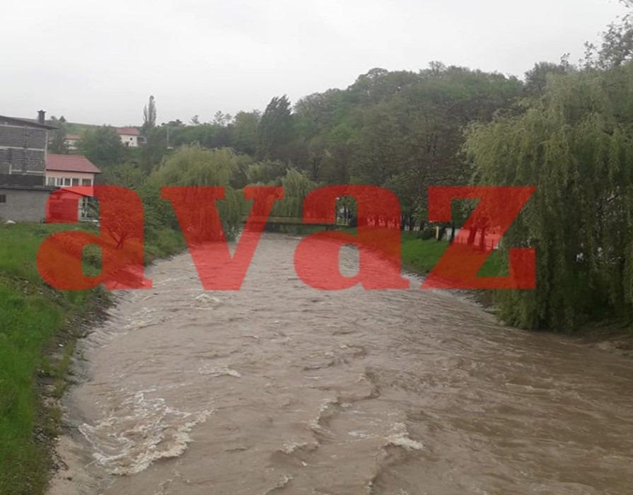 Izlila se Bistrička rijeka u Gornjem Vakufu/Uskoplju