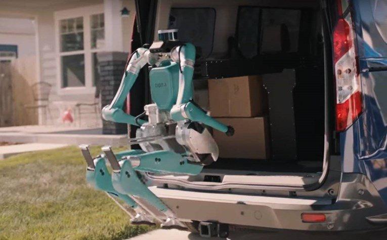 "Fordov" robot koji dostavlja pakete hoda kao čovjek
