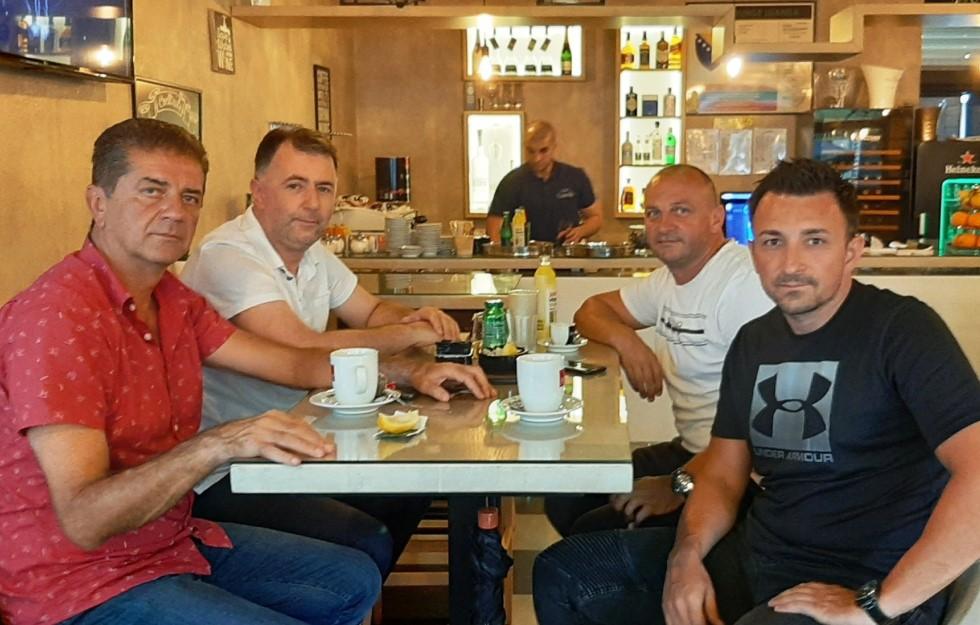 Jović, Bašić i Selimović sa našim saradnikom - Avaz