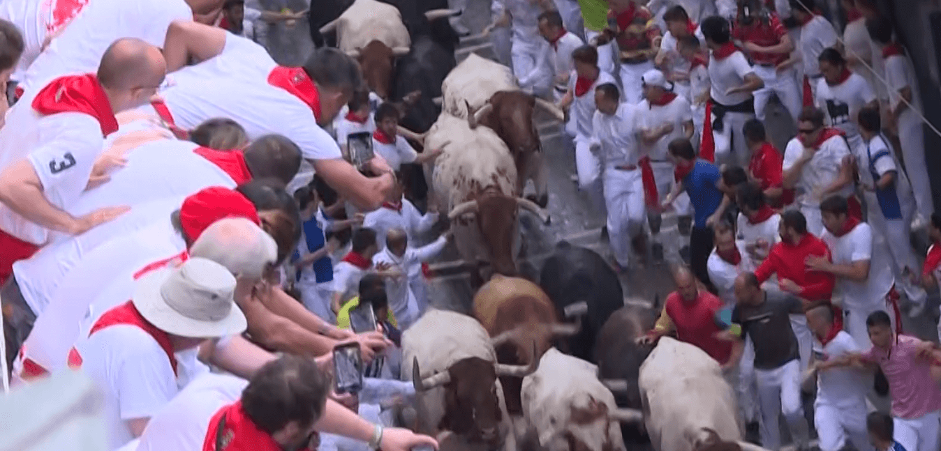 Španija: Tri osobe povrijeđene tokom prve trke s bikovima
