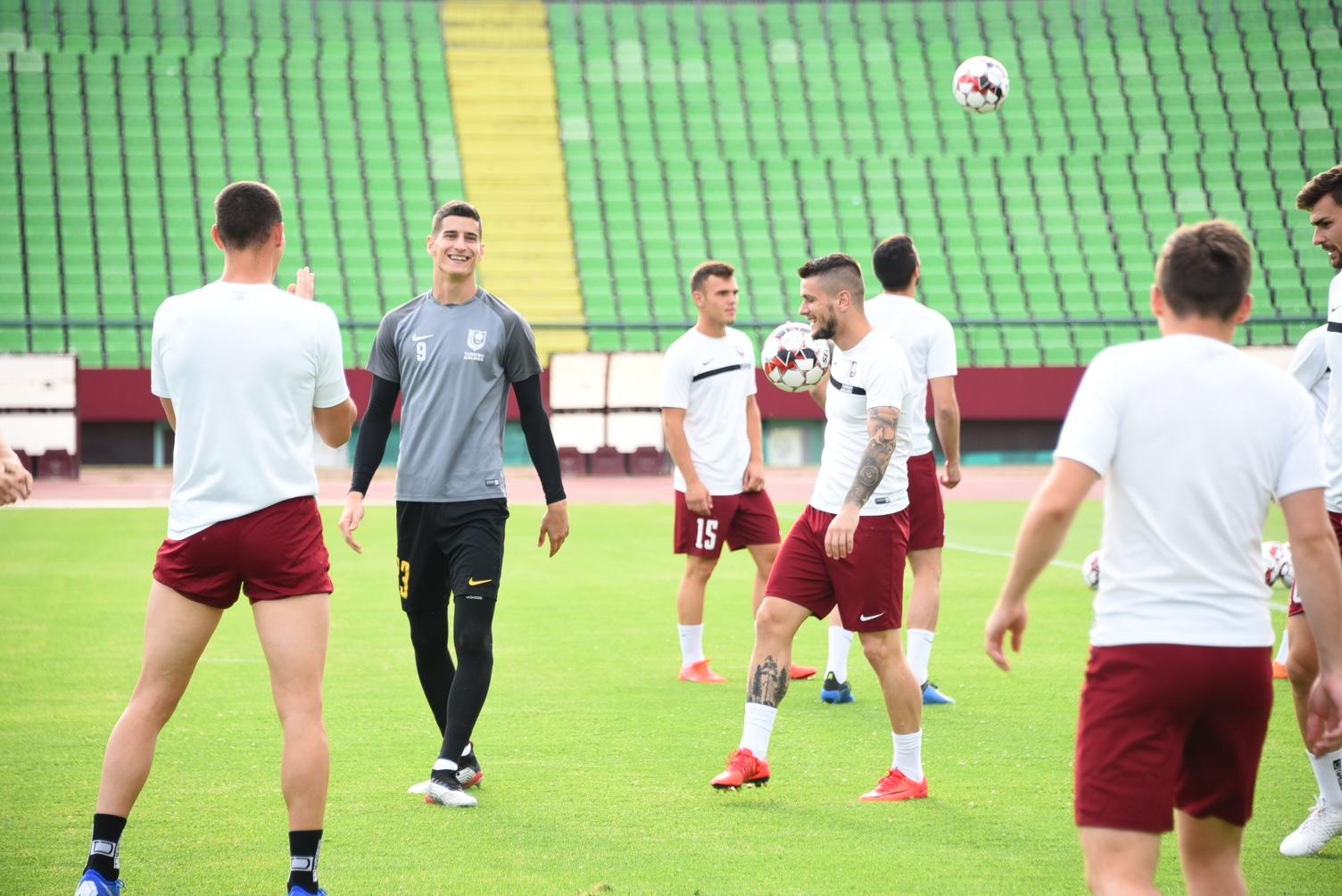 Nogometaši Sarajeva trenirali pred sutrašnji duel - Avaz