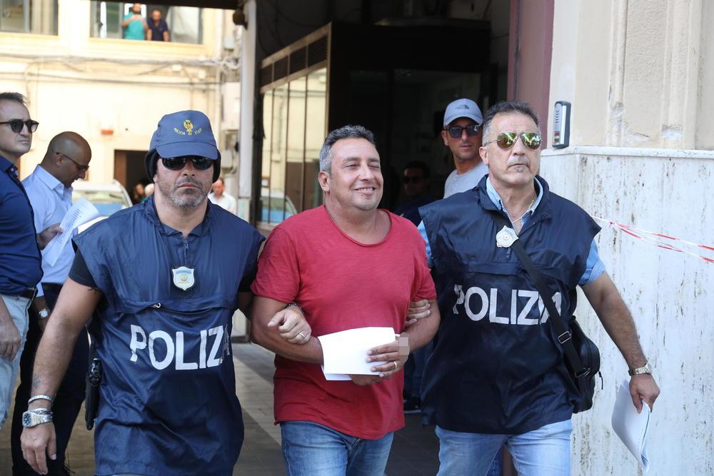 Snažan udar na mafijašku porodicu Gambino: Razbijena veza Koza nostre između Amerike i Italije