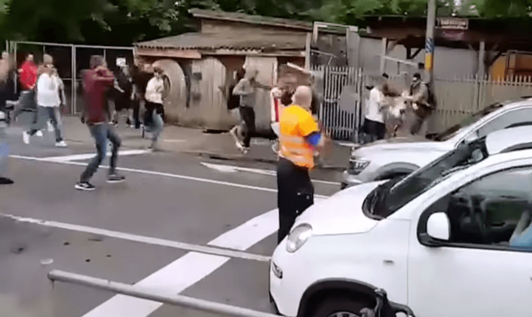 Procurio šokantan video: Divljački stampedo "Delija", željeli osakatiti obične građane