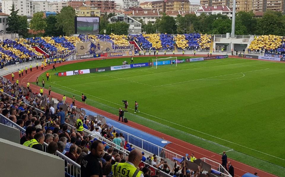 Sjajna atmosfera bila na stadionu u Prištini - Avaz