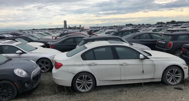 Još jedno automobilsko groblje: U Kanadi skoro 3.000 BMW-a truhne zbog soli