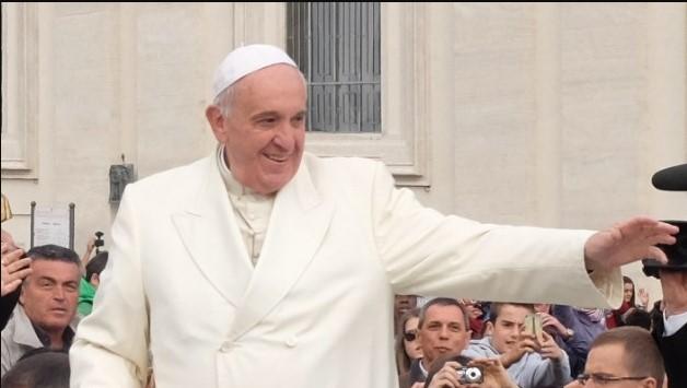 Nebeska intervencija: Papa slučajno blagoslovio ragbi tim