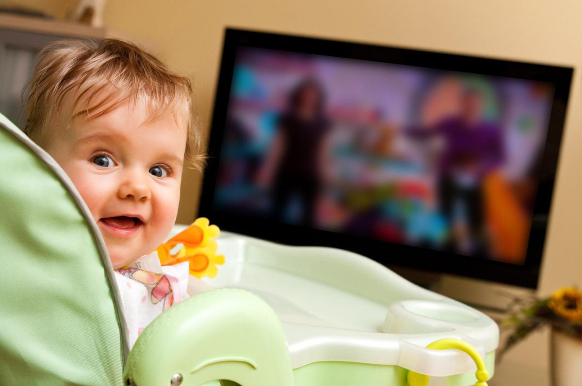 Koliko je gledanje TV-a štetno za razvoj djece