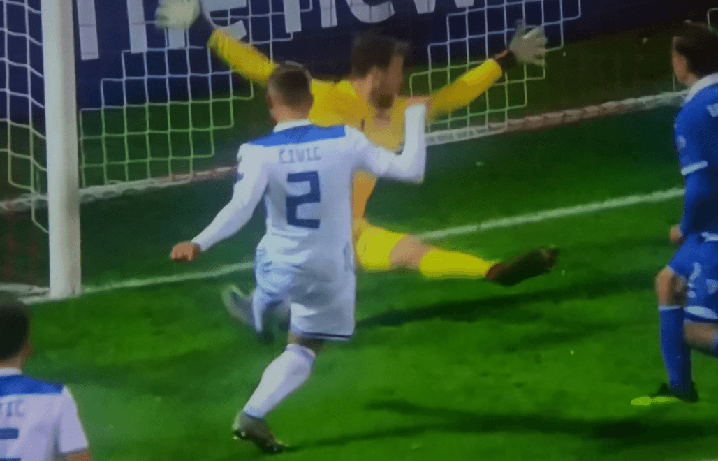 Trenutak kada je Čivić zabio svoj prvi gol - Avaz