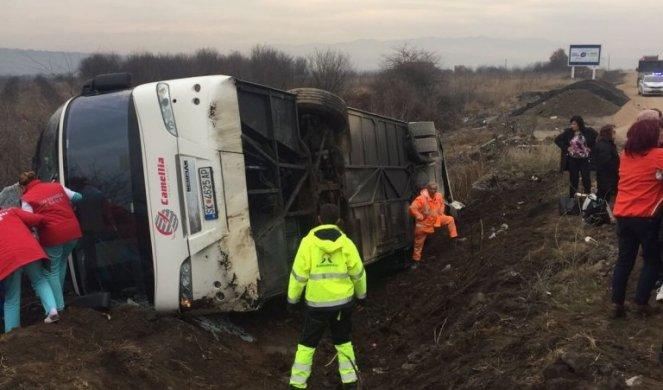 Prevrnuo se autobus na prilazu Kopaoniku: Jedna osoba teže povrijeđena