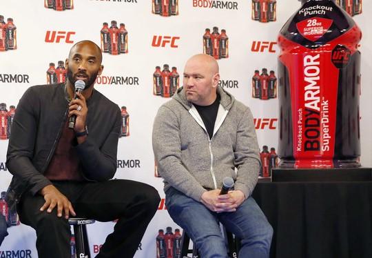 Vajt: UFC će se odužiti i odati počast Kobiju