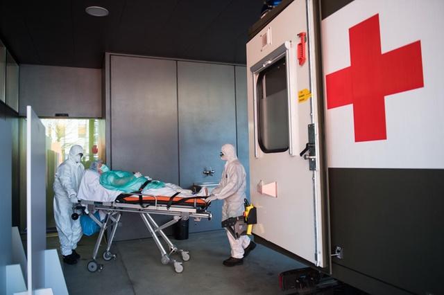 Švicarska berza potonula zbog naglog porasta oboljelih - Avaz