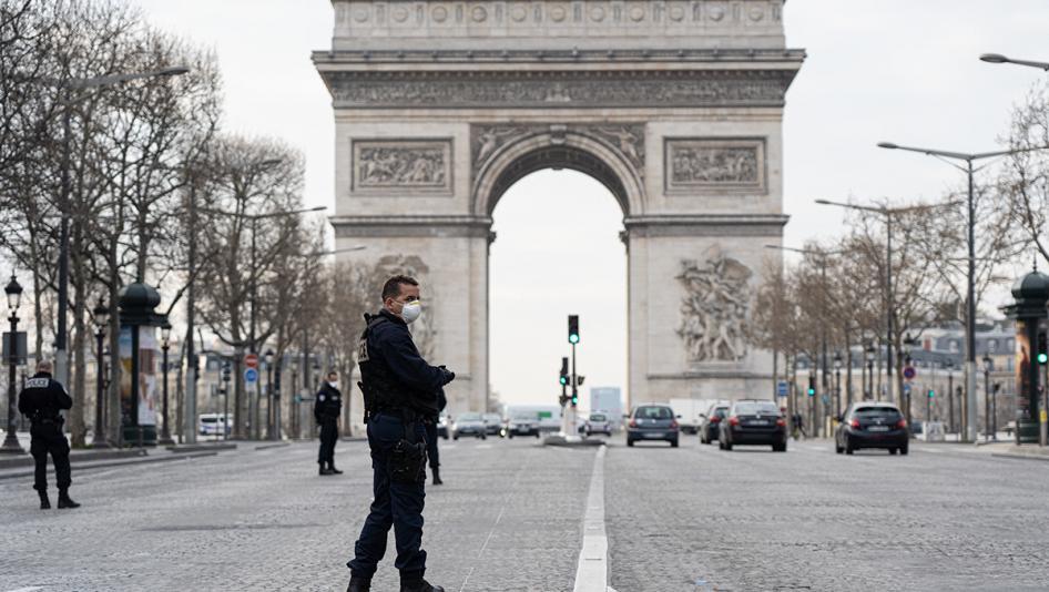 Pariz u potpunoj izolaciji - Avaz