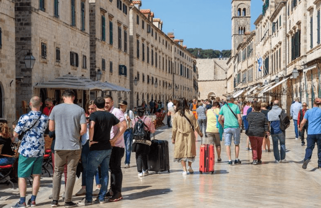 Dubrovnik u neviđenim gubicima: Radi samo pedesetak ugostitelja, tek sedam hotela
